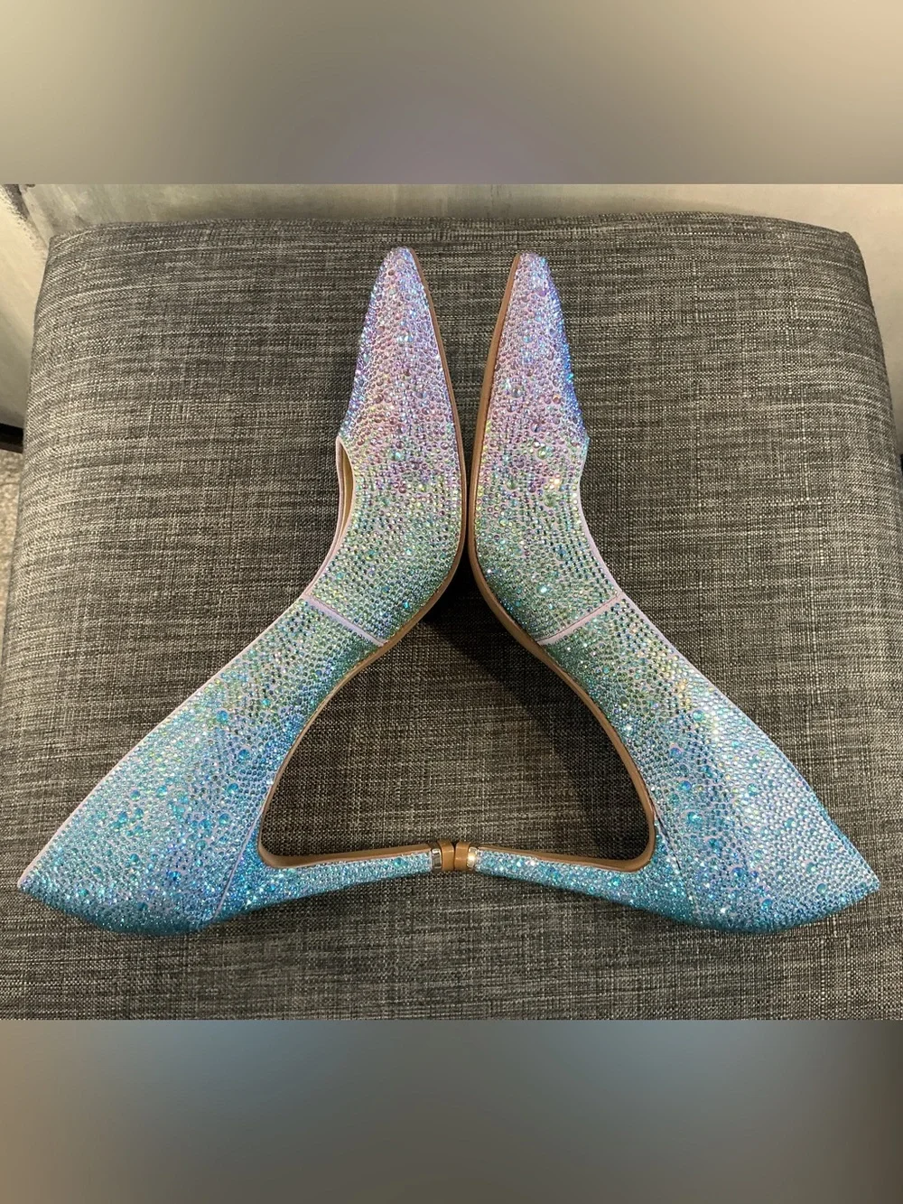 NIB Kenneth Cole NY Riley 85 Rhinestone Ombre Pumps in Blue & Purple Size 8.5